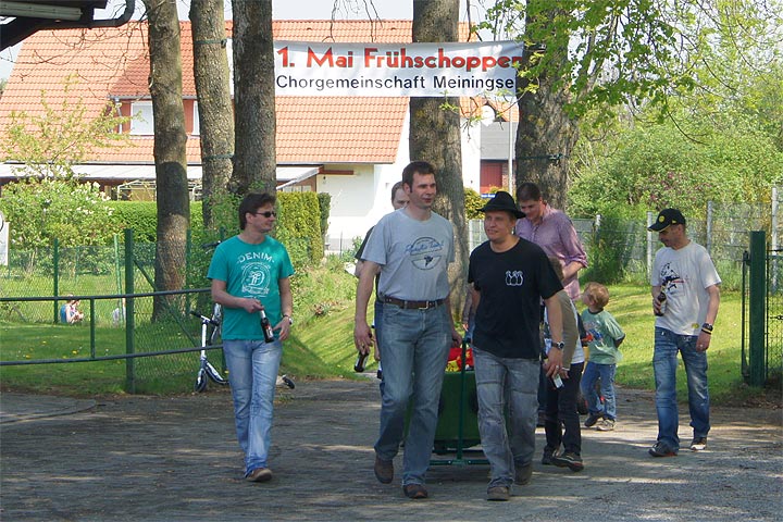 ab zum Frühschoppen am 1. Mai 2012 in Meiningsen