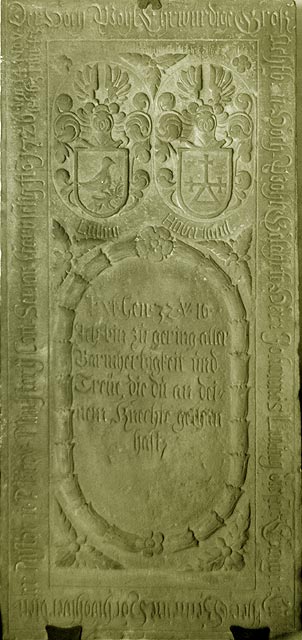 Grabplatte im Nördlichen Seitenschiff der St. Matthias Kirche zu Meiningsen